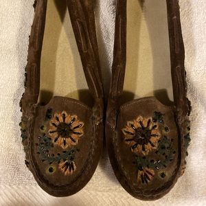 Miu Miu brown moccasins with flowers. Size 38. Can’t verify authenticity.